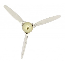 Decorative wall propeller