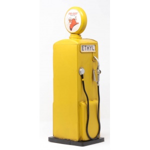 Pompe à essence jaune